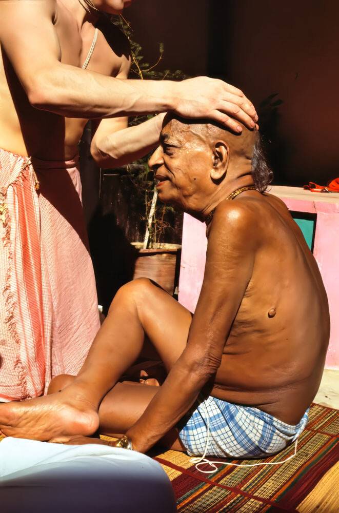 Srila Prabhupada Receiving Massage
