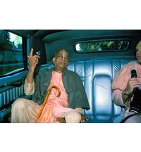 Srila Prabhupada Preaches in a Car
