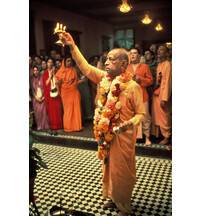 Srila Prabhupada offers First Aroti at Bhaktivedanta Manor