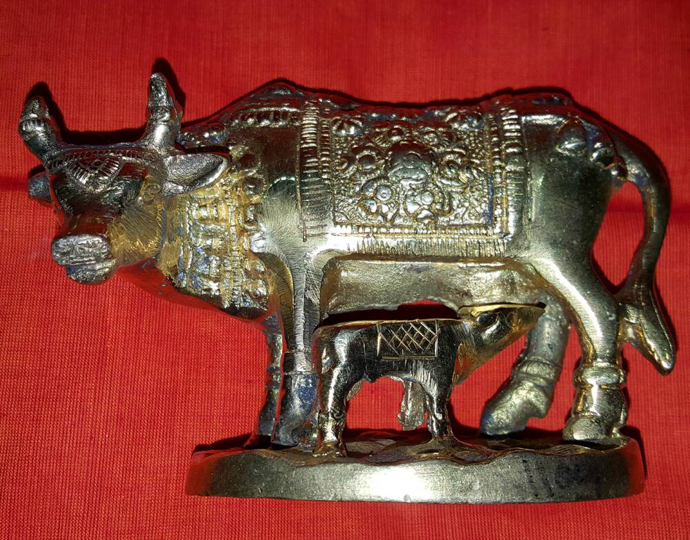 Design Brass Cow with Calf (3.5 x 5\")