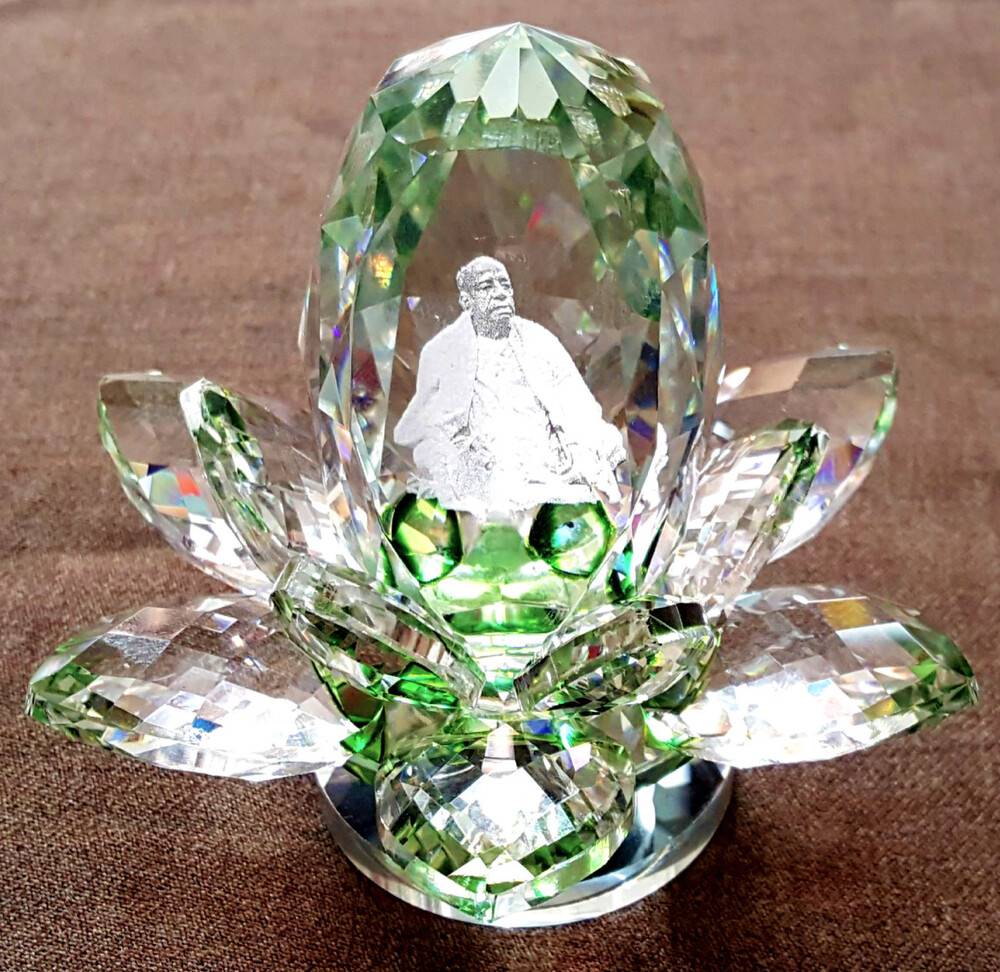 Revolving Prabhupada Sitting in Crystal Lotus (4\")